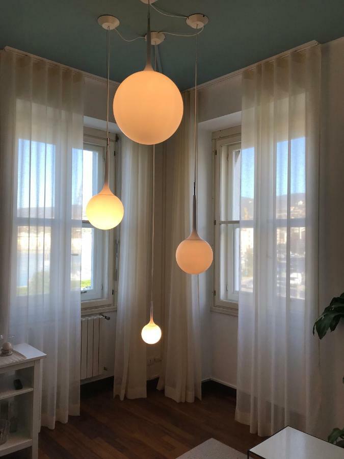 Pep'S Rooms By The Sea Trieste Exterior foto